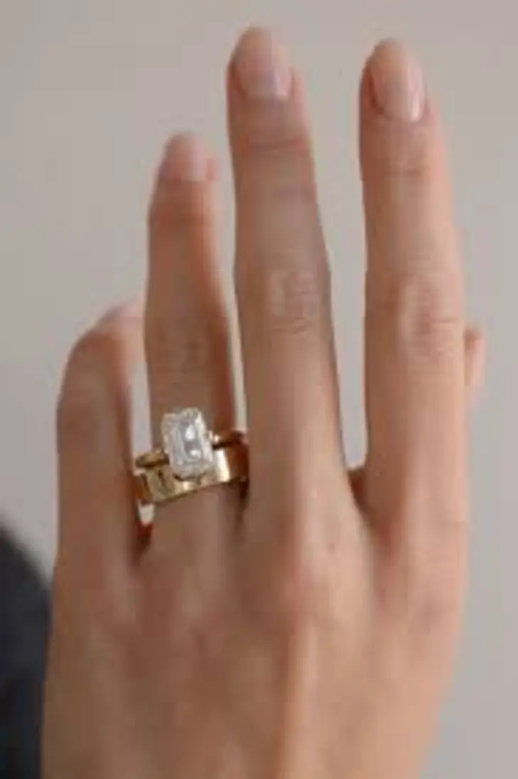 Modern engagement ring trends