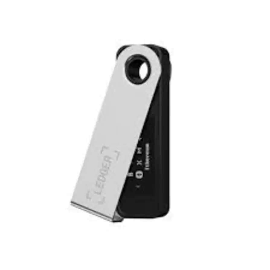 Ledger wallet product comparison table highlighting features, security levels, and Billfodl compatibility.