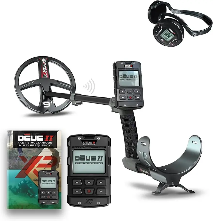 Minelab Equinox 900 in treasure hunting action