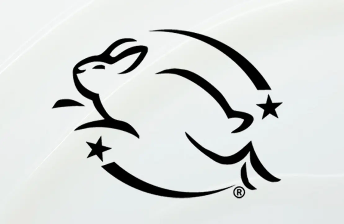 Carolyn Aronson, founder of It's A 10 Haircare, portrait